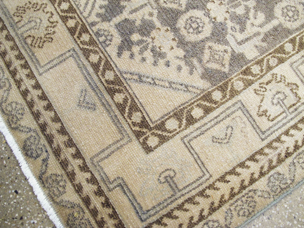 Vintage Persian Malayer Throw Rug, No.26891 - Staging