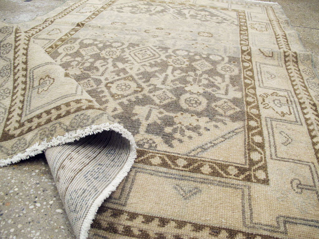 Vintage Persian Malayer Throw Rug, No.26891 - Staging