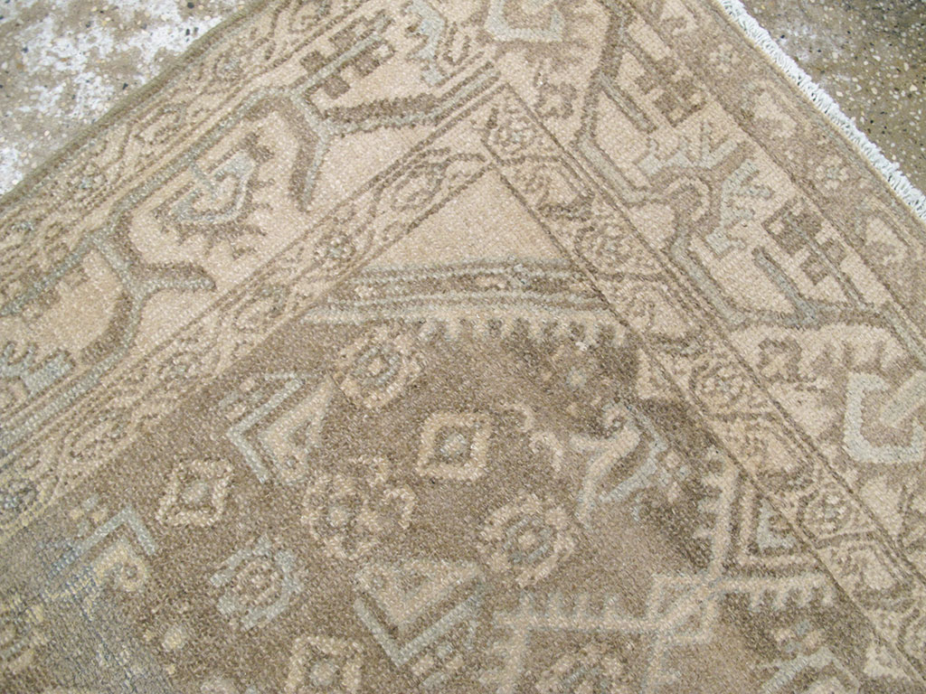 Vintage Persian Malayer Throw Rug, No.26901 - Staging