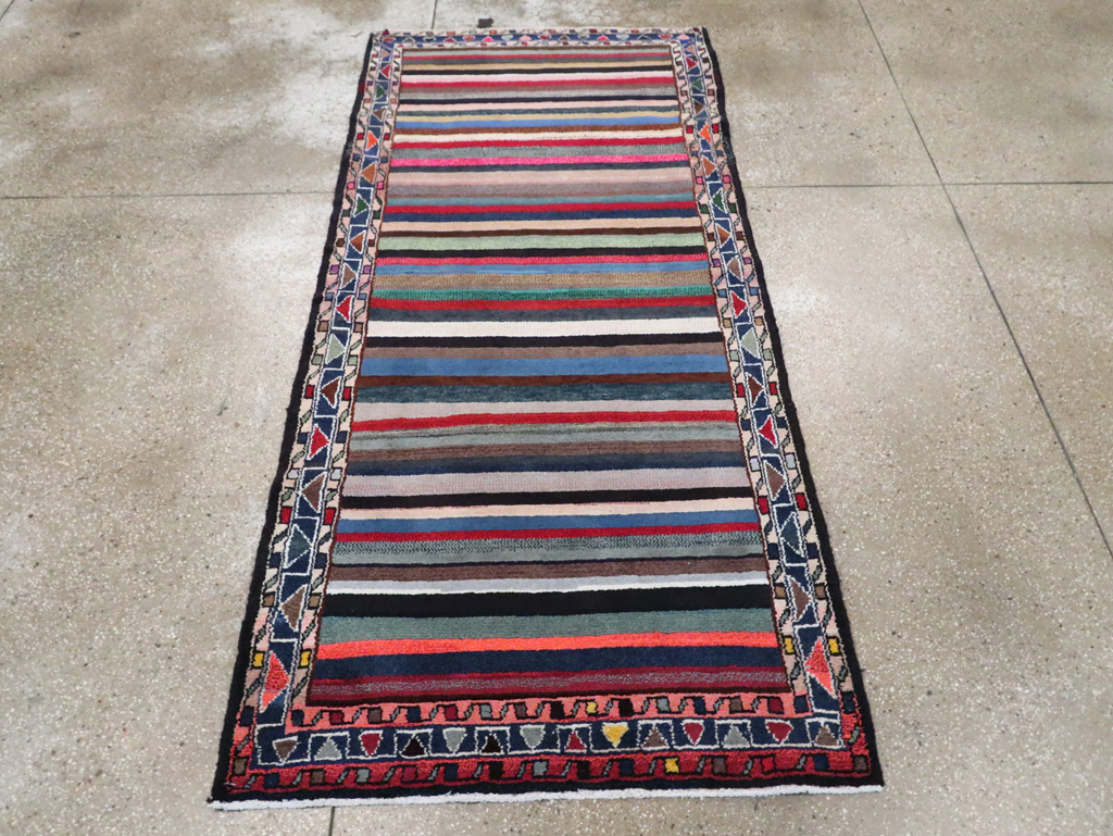 Vintage Persian Hamadan Rug, No.26927 - Staging
