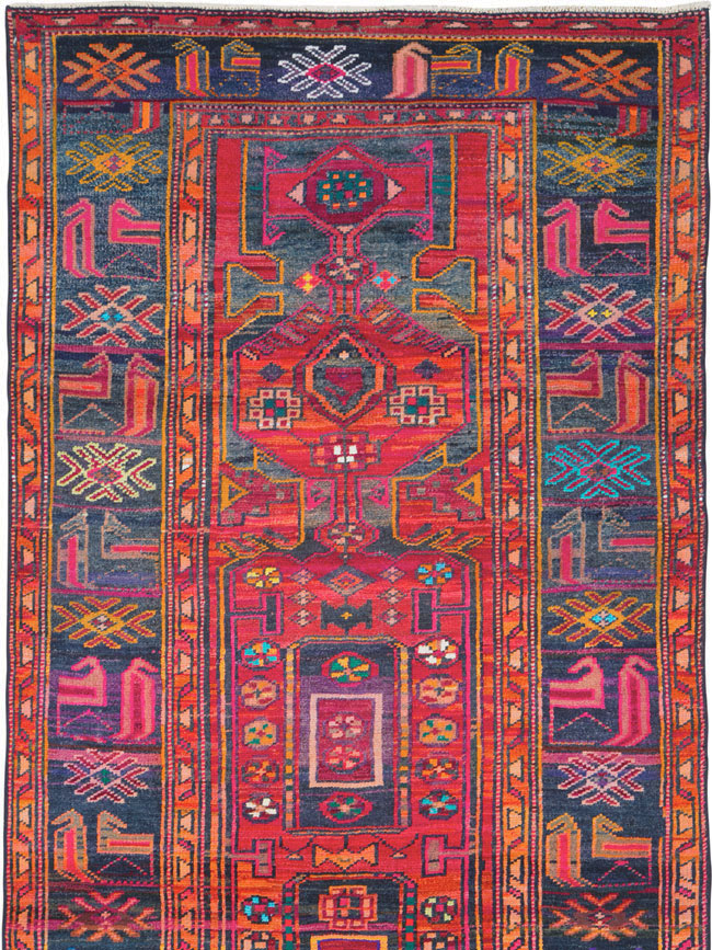 Vintage Persian Hamadan Rug, No.26933 - Staging