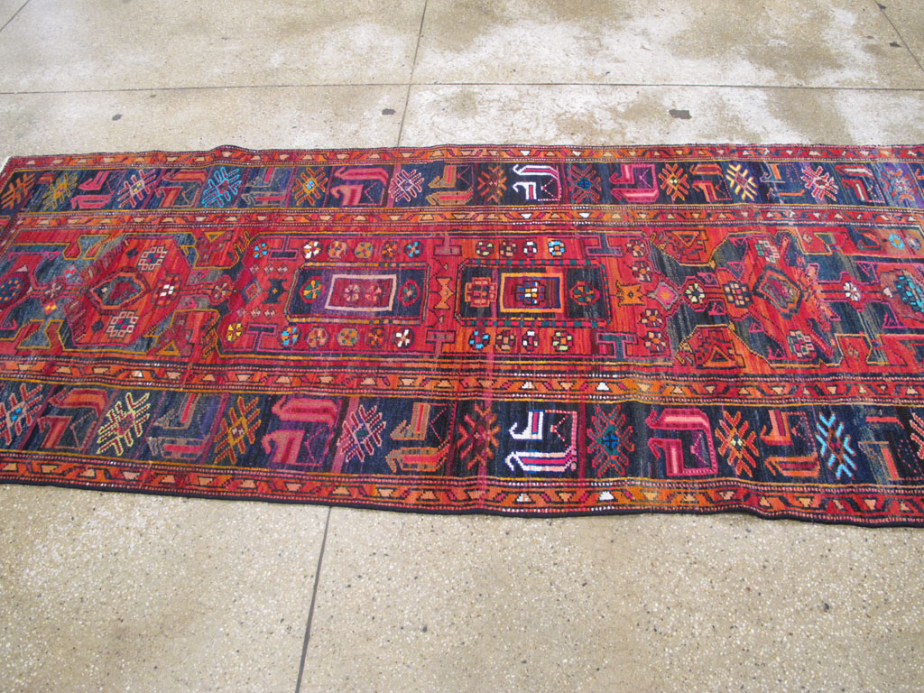 Vintage Persian Hamadan Rug, No.26933 - Staging