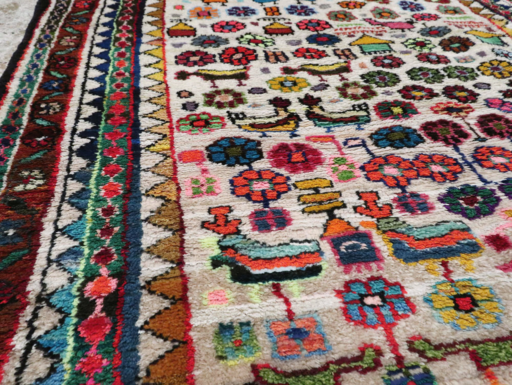 Vintage Persian Hamadan Rug, No.26935 - Staging