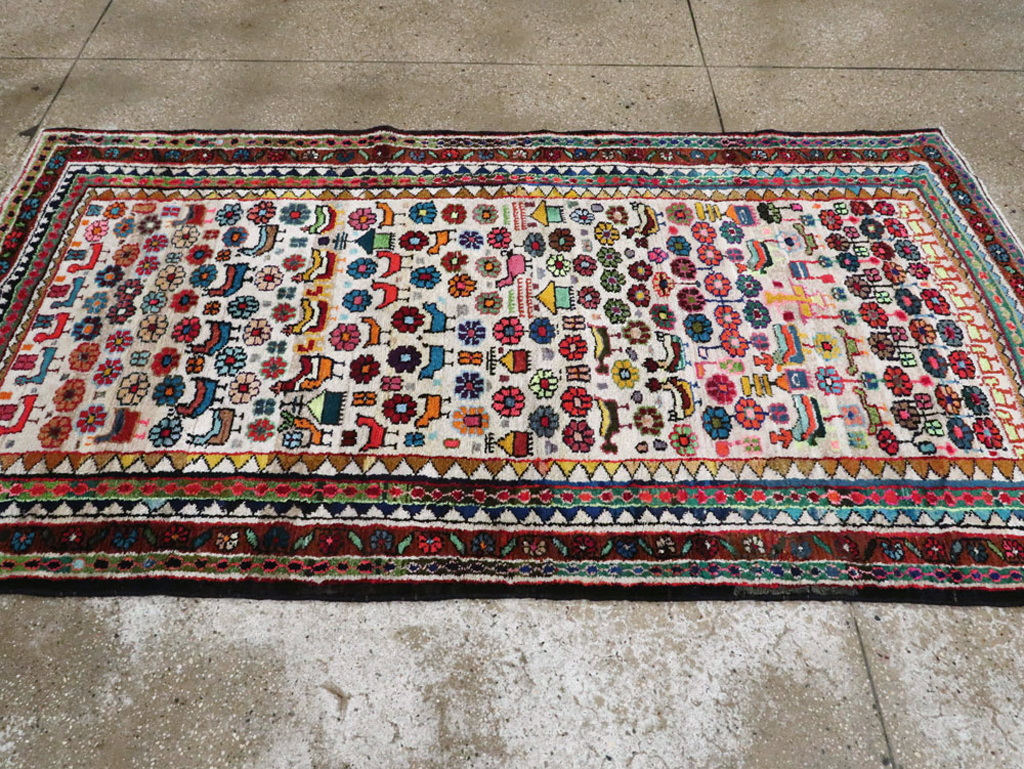 Vintage Persian Hamadan Rug, No.26935 - Staging