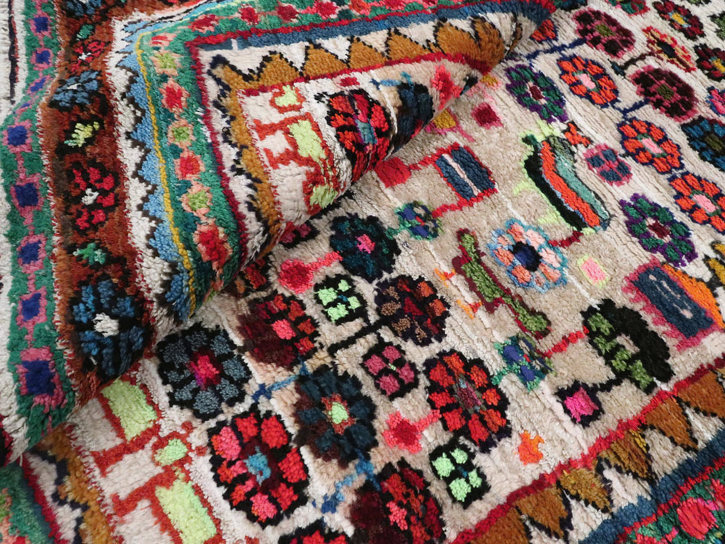 Vintage Persian Hamadan Rug, No.26935 - Staging