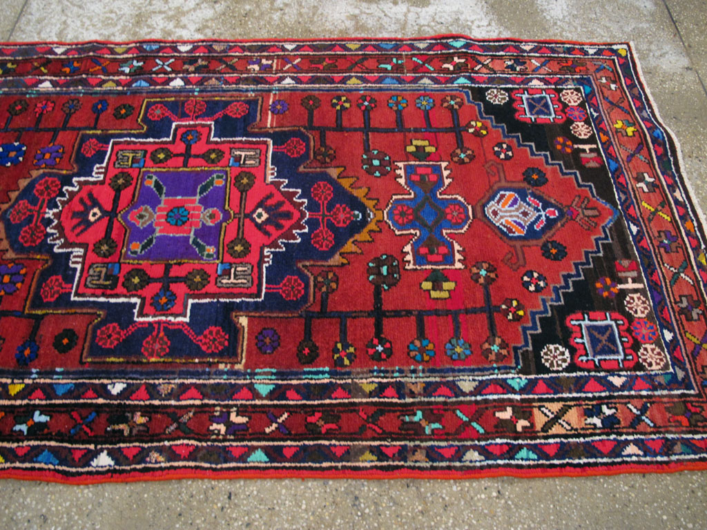 Vintage Persian Hamadan Rug, No.26941 - Staging