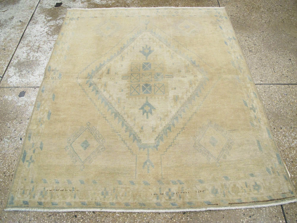 Vintage Persian Afshar Rug, No.26966 - Staging