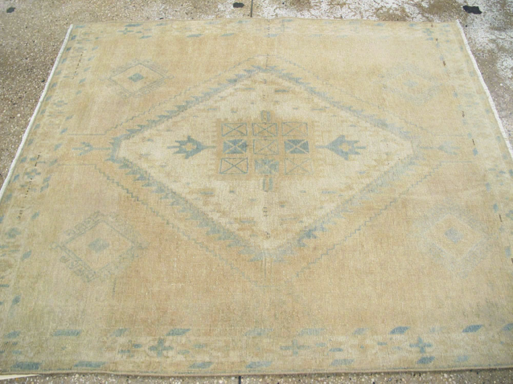 Vintage Persian Afshar Rug, No.26966 - Staging