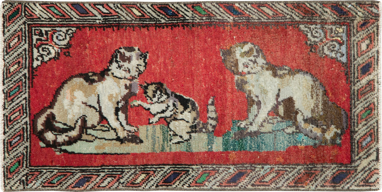 Vintage Turkish Anatolian Pictorial Rug, No.26987 - Staging