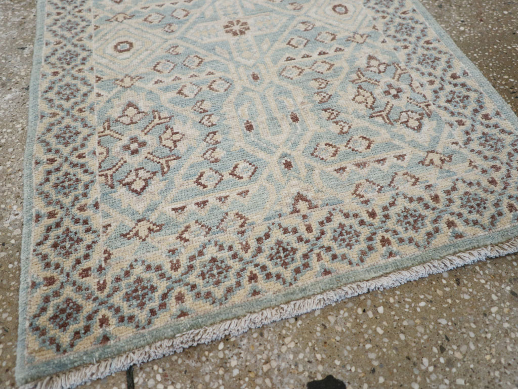 Contemporary Indian Agra Throw Rug, No.26995 - Staging