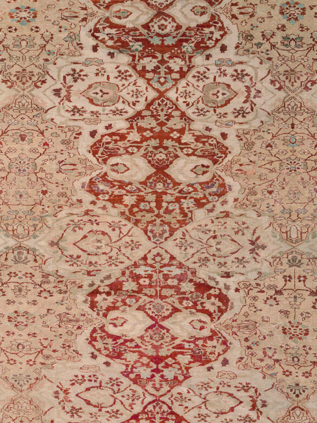 Antique Persian Sultanabad Carpet, No.26997 - Staging