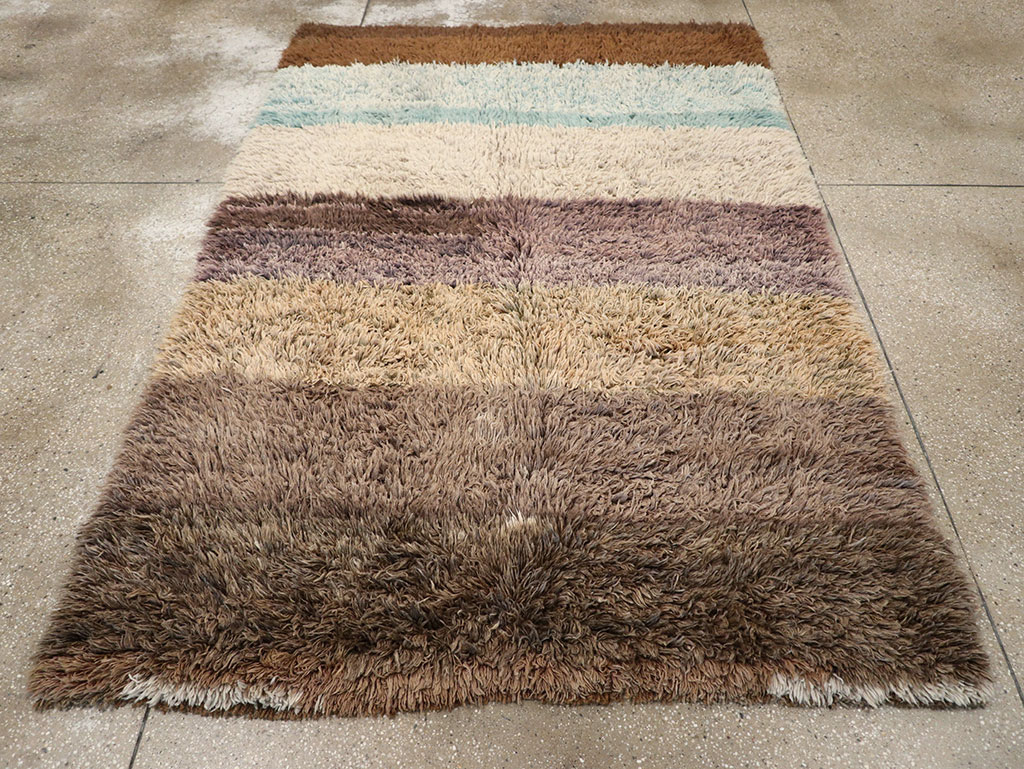 Vintage Moroccan Accent Rug, No.27001 - Staging