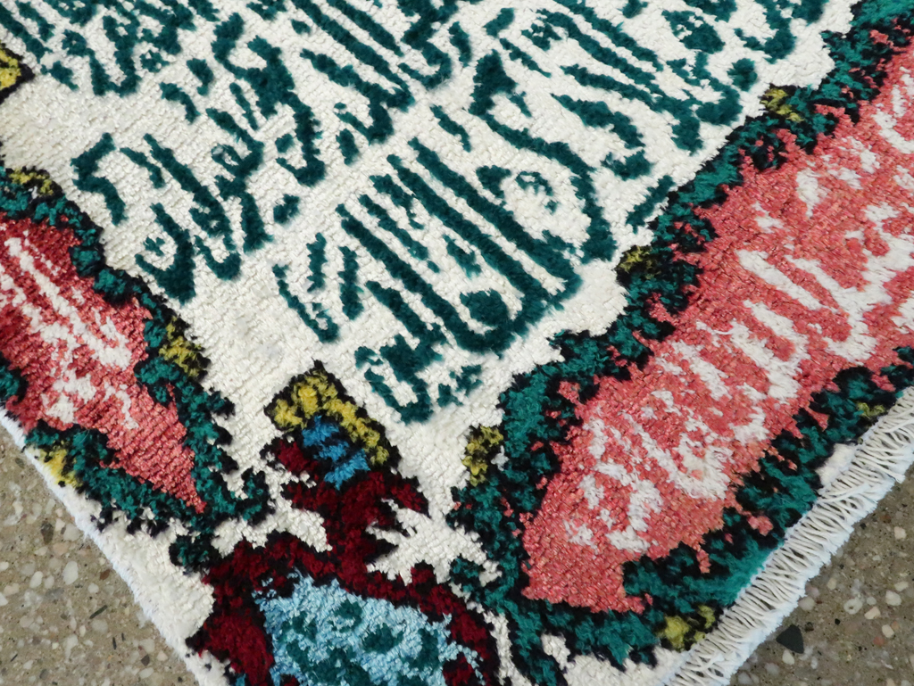 Vintage Persian Tabriz Pictorial Rug, No.27047 - Staging