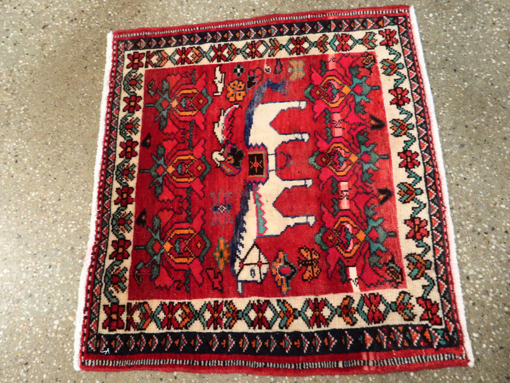 Vintage Persian Hamadan Pictorial Rug, No.27048 - Staging