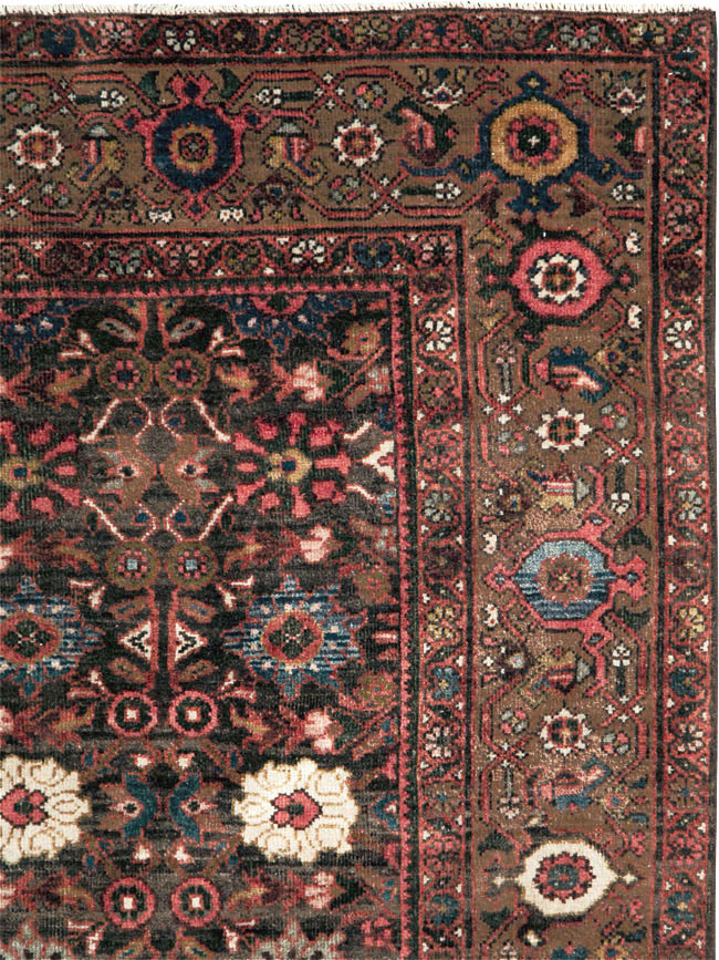Antique Persian Mahal Carpet, No.27065 - Staging