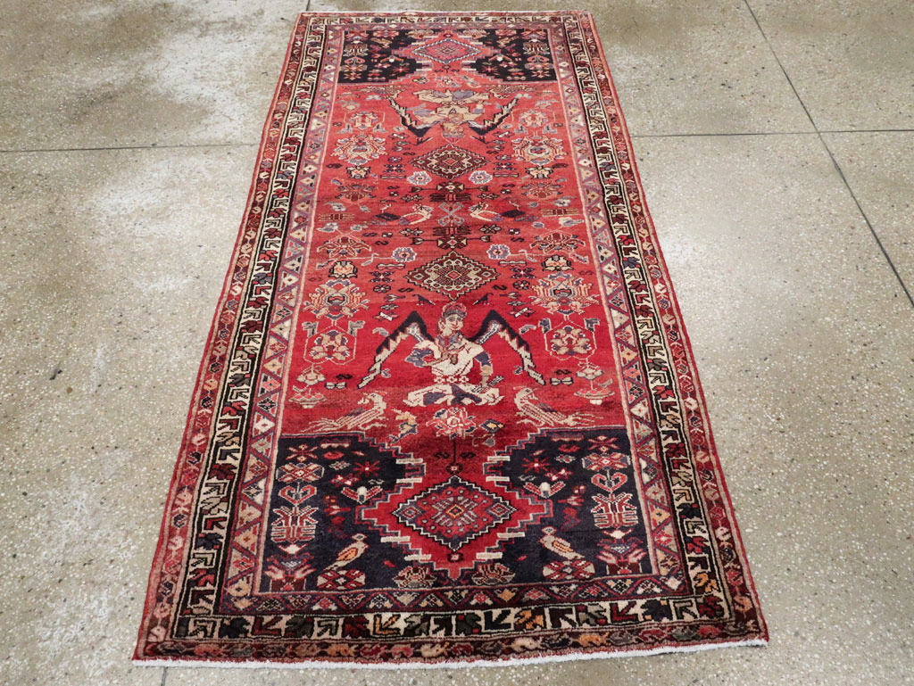 Vintage Persian Hamadan Pictorial Rug, No.27102 - Staging