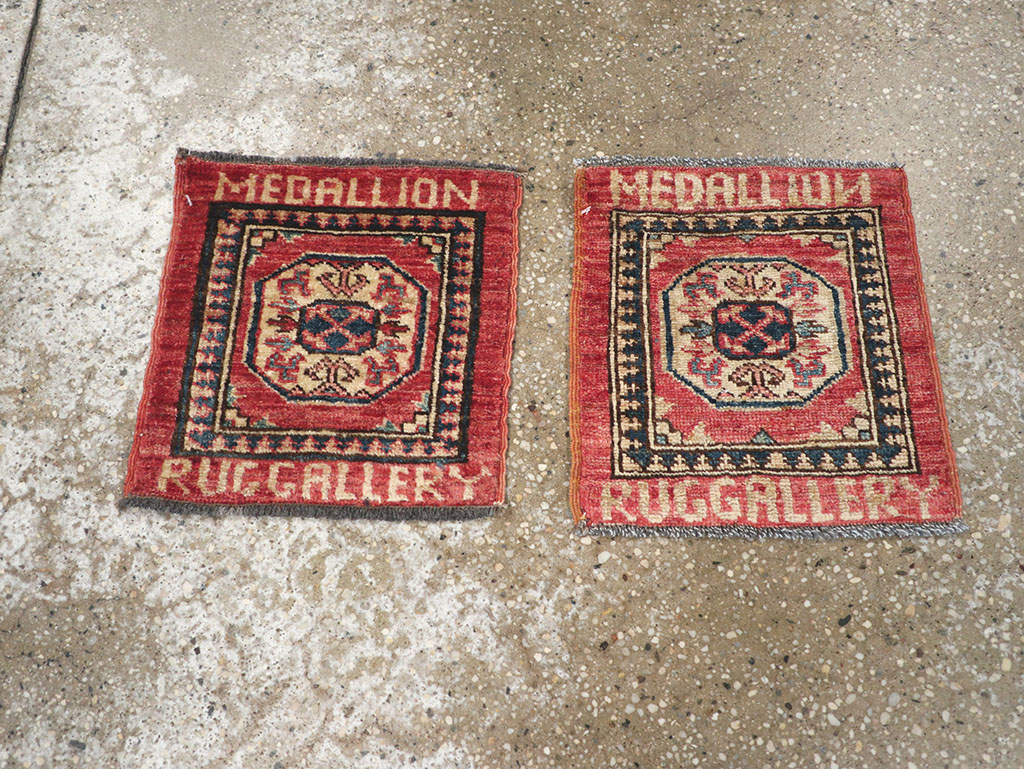 Modern Central Asian Turkoman Square Throw Rug (Pair: 1 of 2), No.27106 - Staging