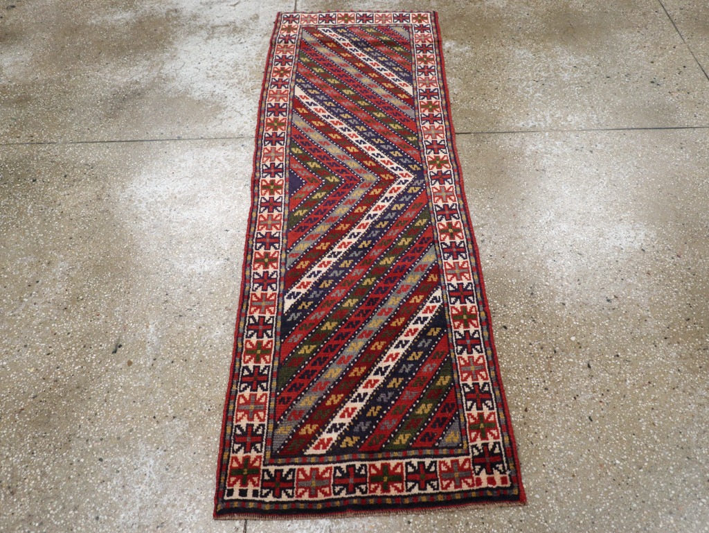 Vintage Persian Shiraz Small Runner, No.27109 - Staging