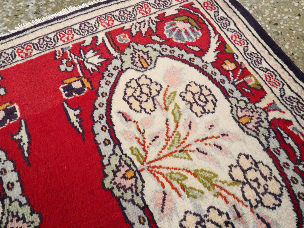 Vintage Persian Quom Rug, No.27113 - Staging