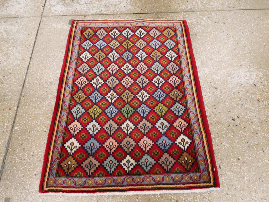 Vintage Persian Kashan Throw Rug (Pair: 1 of 2), No.27115 - Staging