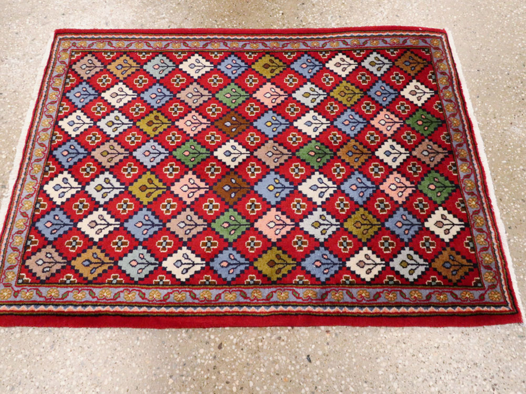 Vintage Persian Kashan Throw Rug (Pair: 2 of 2), No.27116 - Staging