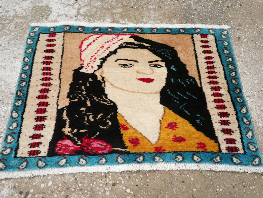 Vintage Persian Tabriz Pictorial Throw Rug, No.27118 - Staging