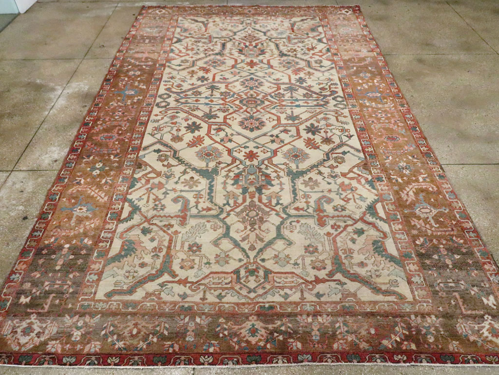 Antique Persian Heriz Carpet, No.27133 - Staging