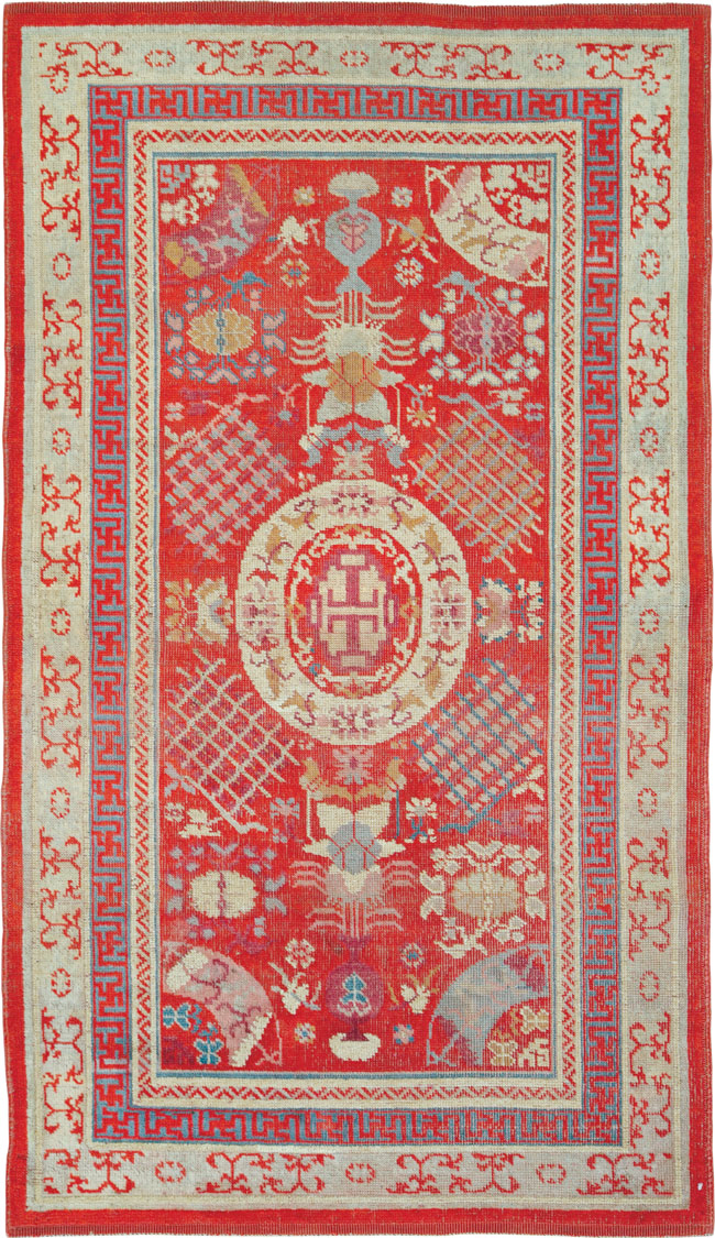 Vintage East Turkestan Khotan Rug, No.27136 - Staging