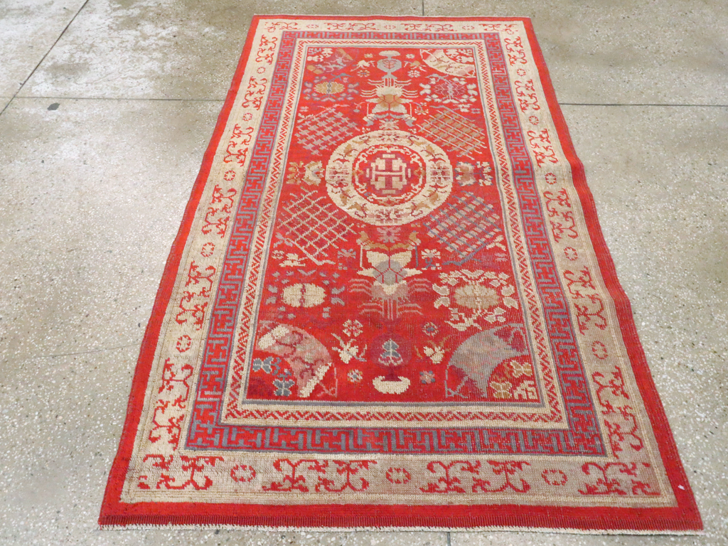 Vintage East Turkestan Khotan Rug, No.27136 - Staging