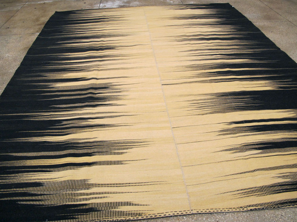 Modern Turkish Flatweave, No.27159 - Staging