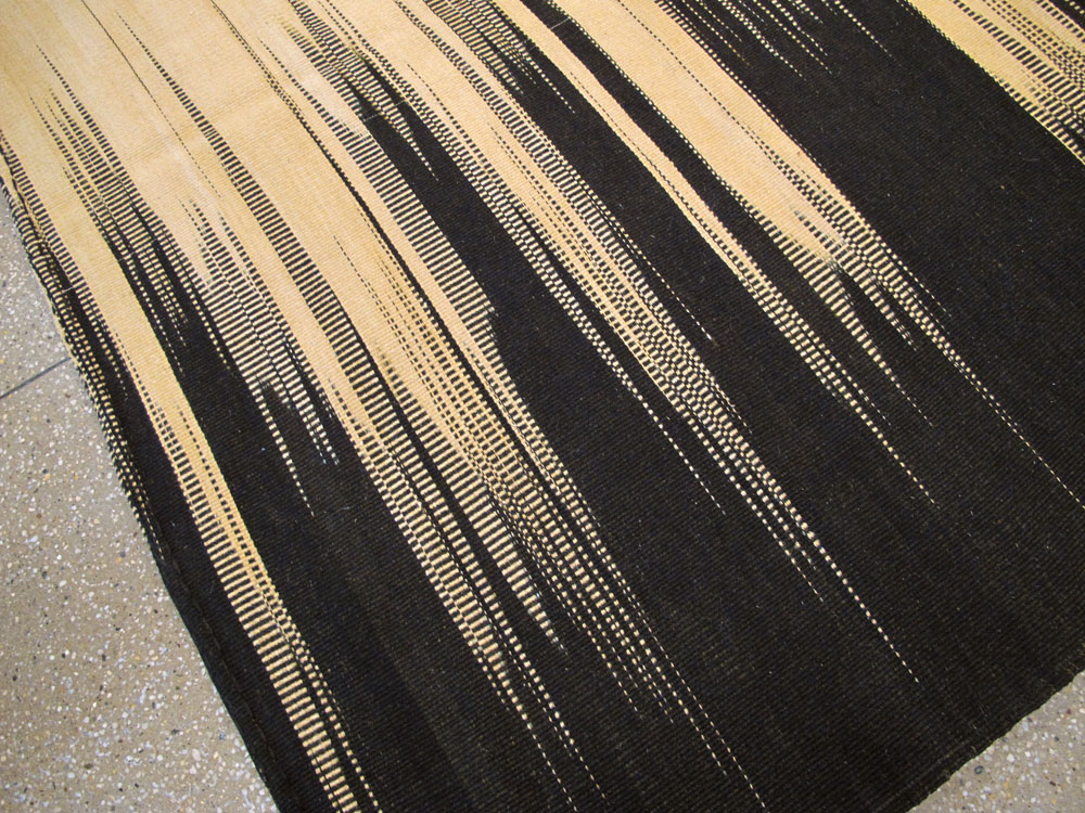 Modern Turkish Flatweave, No.27159 - Staging