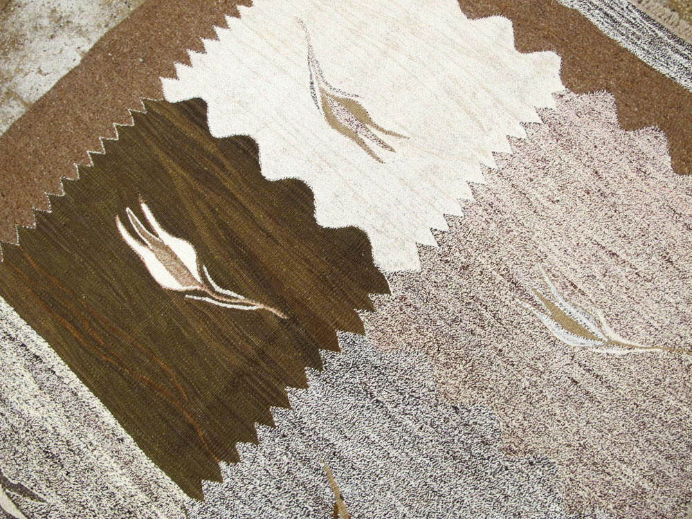 Modern Turkish Flatweave Kilim, No.27165 - Staging