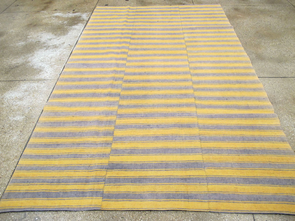 Vintage Turkish Flatweave Kilim Accent Rug, No.27173 - Staging