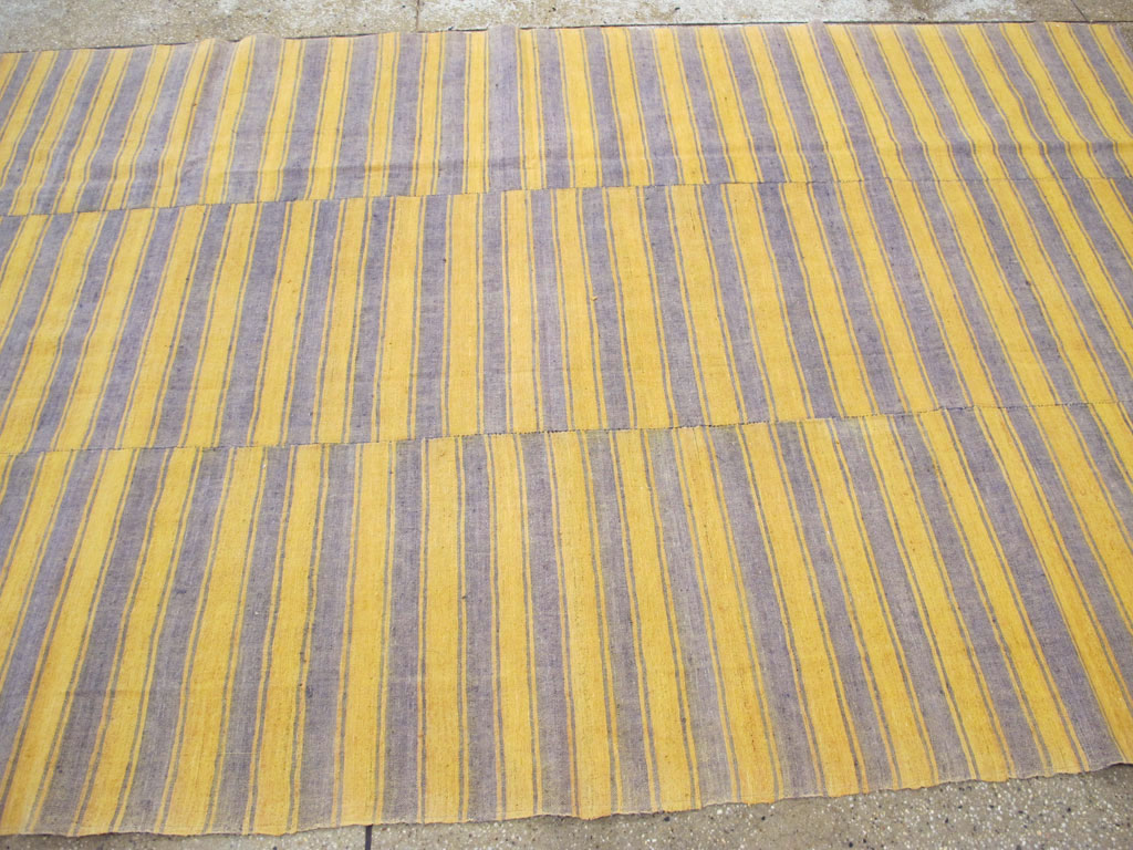 Vintage Turkish Flatweave Kilim Accent Rug, No.27173 - Staging