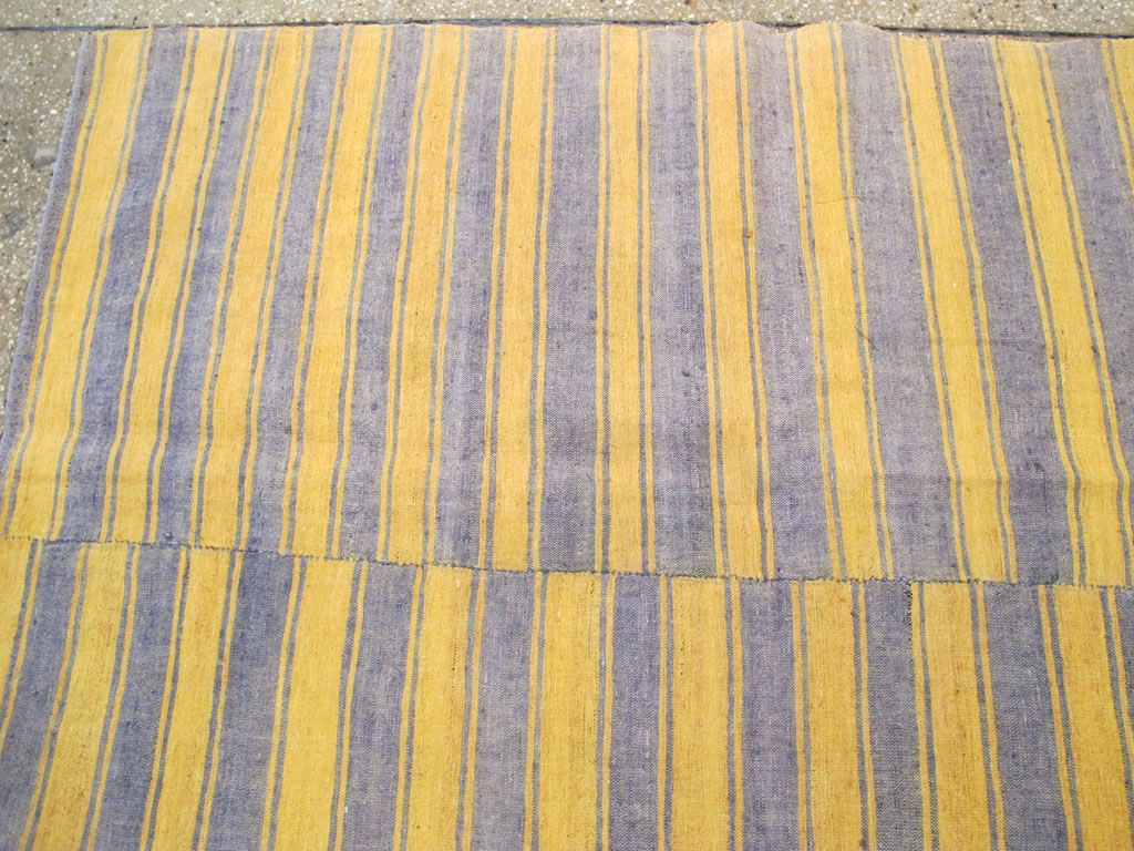 Vintage Turkish Flatweave Kilim Accent Rug, No.27173 - Staging