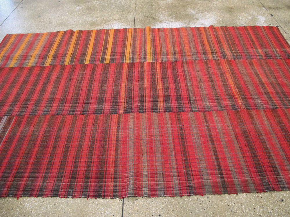 Vintage Turkish Flatweave Kilim Accent Rug, No.27177 - Staging