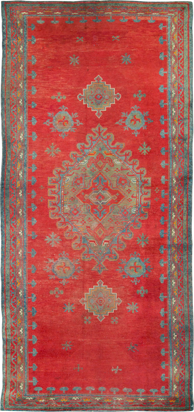 Antique Oushak Gallery Carpet, No.27244 - Staging