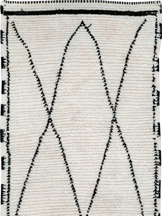 Contemporary Moroccan Runner, No.27246 - Staging