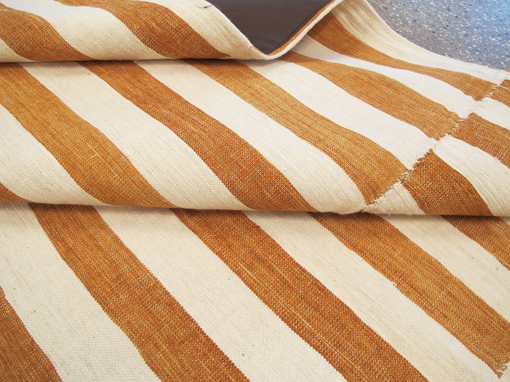 Mid-Century Flatweave, No.27256 - Staging