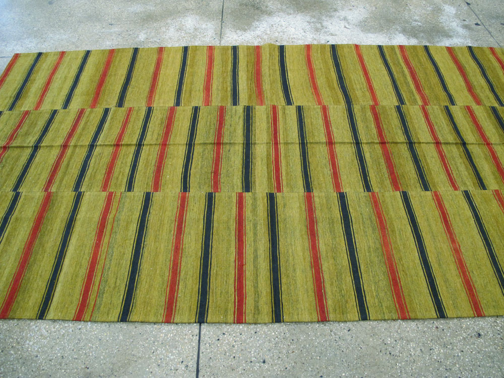 Vintage Persian Flatweave Kilim Accent Rug, No.27268 - Staging