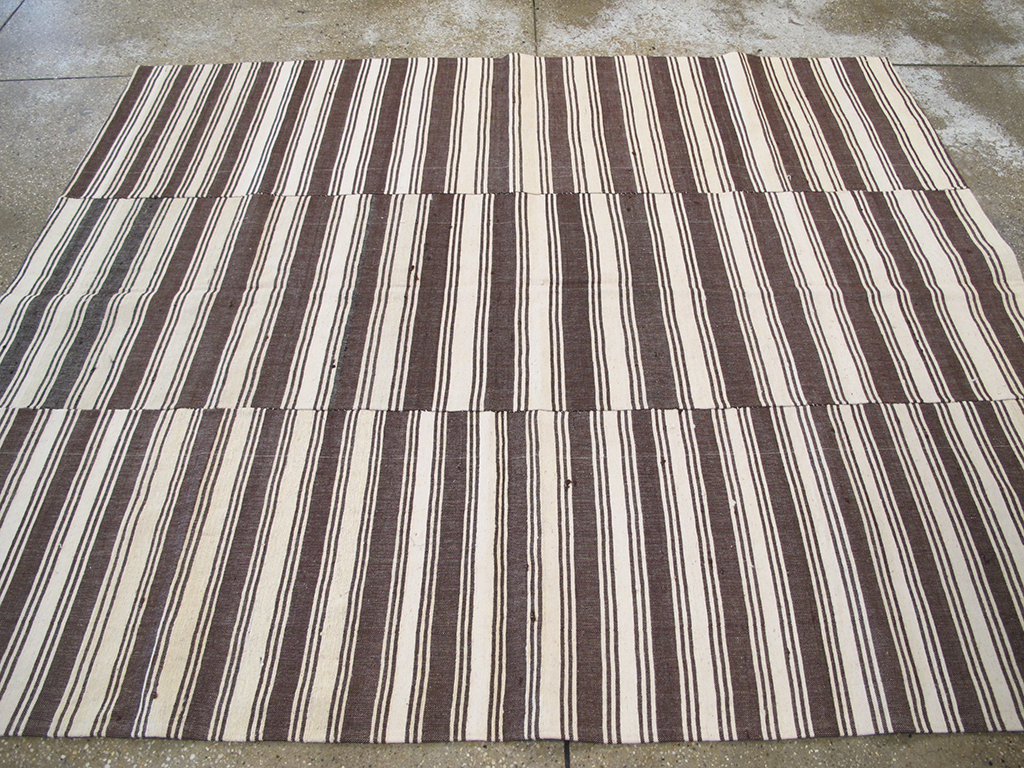 Vintage Turkish Kilim Flatweave Accent Rug, No.27271 - Staging