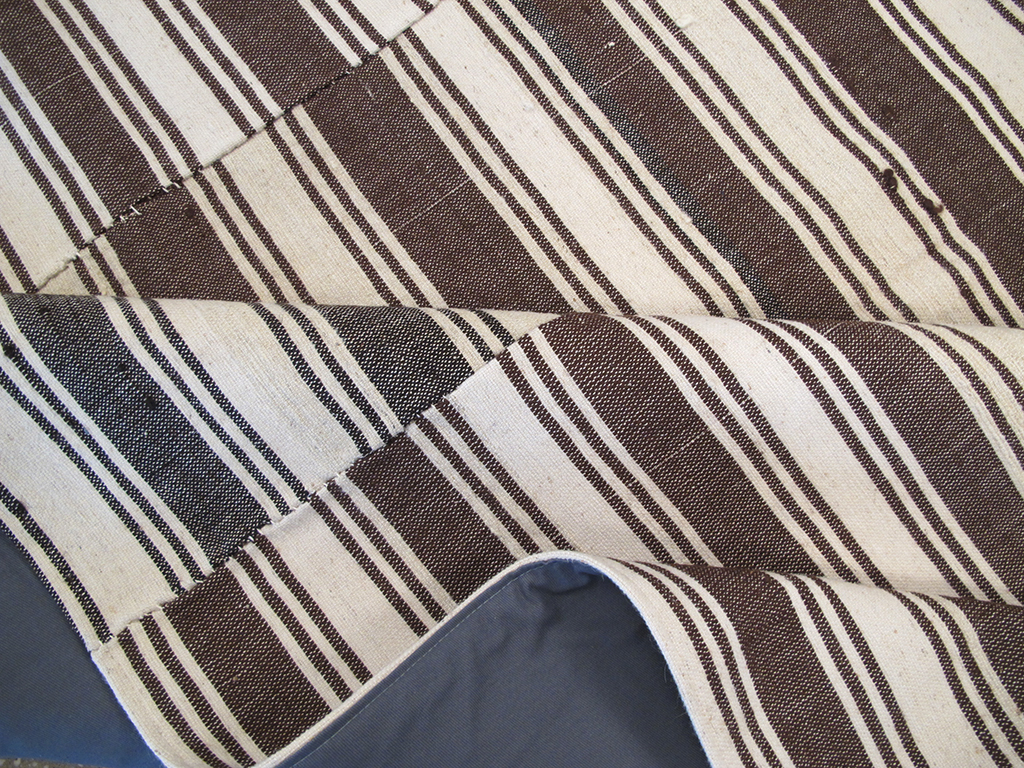 Vintage Turkish Kilim Flatweave Accent Rug, No.27271 - Staging