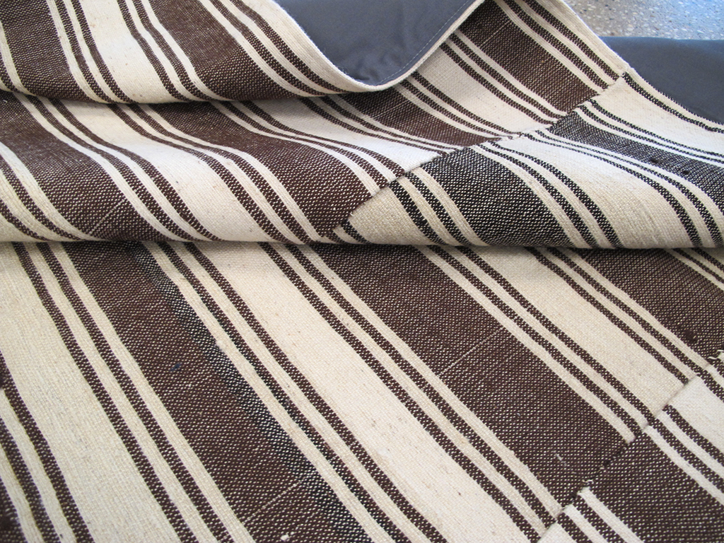 Vintage Turkish Kilim Flatweave Accent Rug, No.27271 - Staging