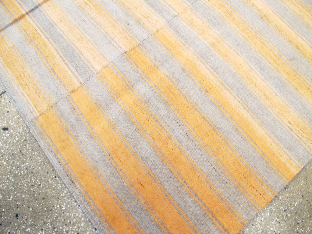 Vintage Turkish Flatweave Kilim Accent Rug, No.27275 - Staging