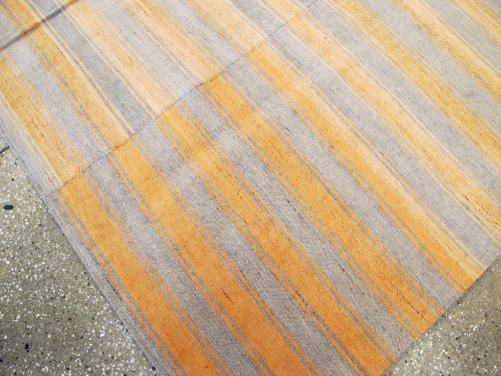 Vintage Turkish Flatweave Kilim Accent Rug, No.27275 - Staging