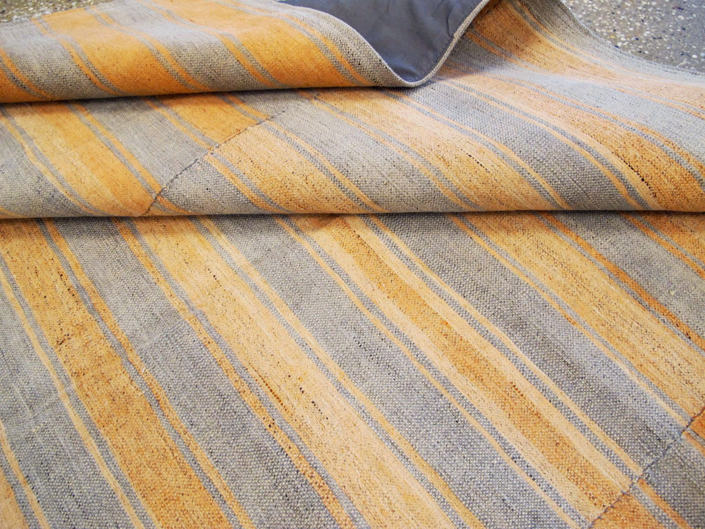 Vintage Turkish Flatweave Kilim Accent Rug, No.27275 - Staging