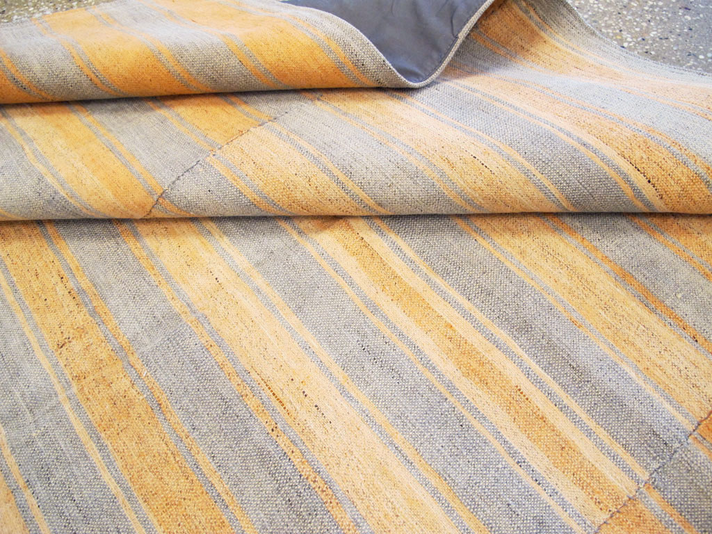 Vintage Turkish Flatweave Kilim Accent Rug, No.27275 - Staging