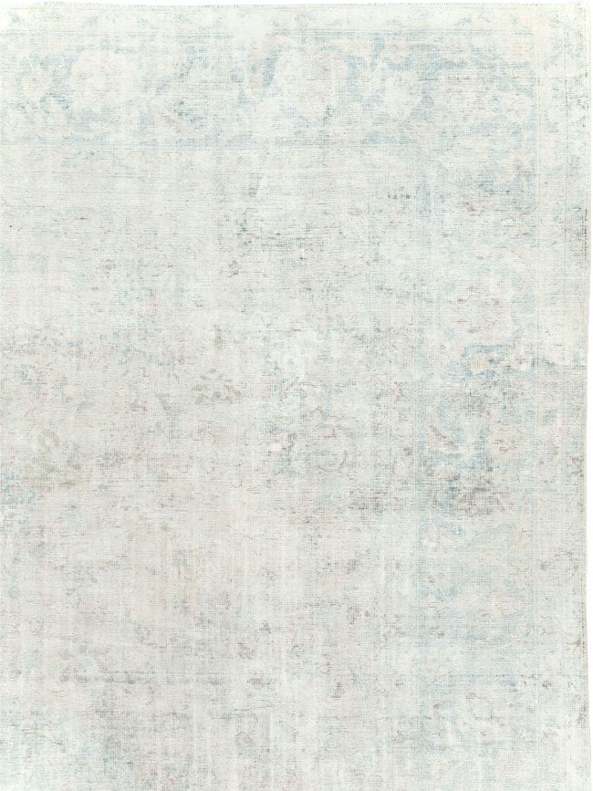 Distressed Vintage Persian Small Room Size Carpet, No.27283 - Staging