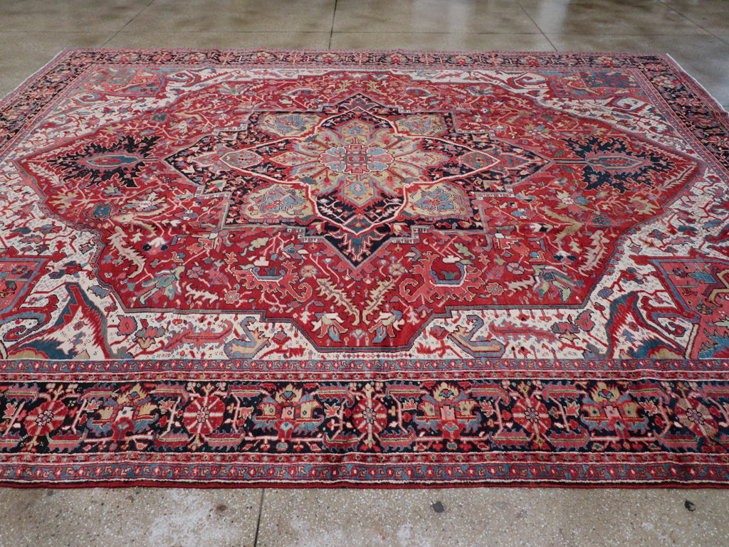 Antique Persian Heriz Carpet, No.27299 - Staging