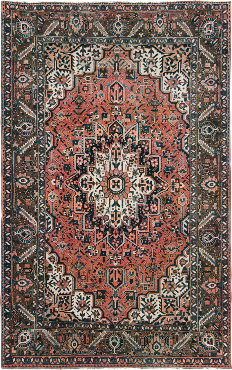 Vintage Persian Bakhtiari Accent Rug, No.27302 - Staging